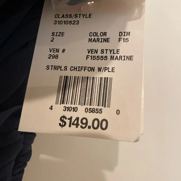 David’s Bridal Dress - Picture 7 of 7